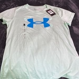 Women’s under armour T-shirt